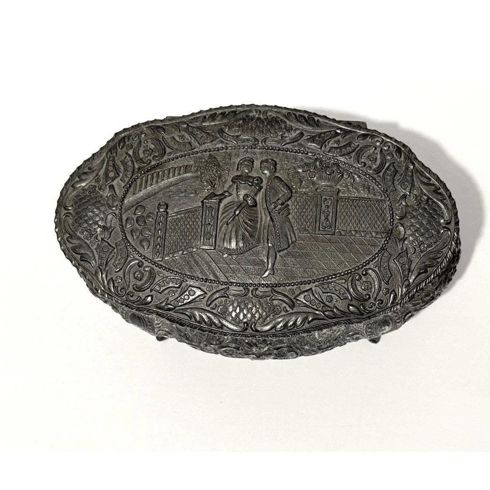 Vintage Silver Tone Oval Footed Jewelry Trinket  Box Courting Couple Victorian - Picture 5 of 16